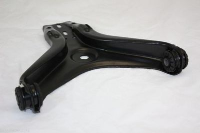 Control/Trailing Arm, wheel suspension AUTOMEGA 110047410
