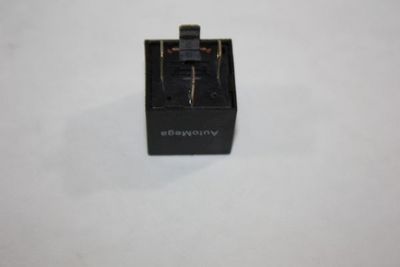 Relay, fuel pump AUTOMEGA 150017310