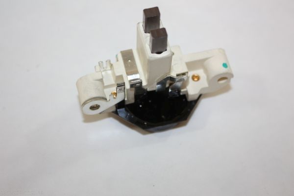 AUTOMEGA 150027110 Alternator Regulator