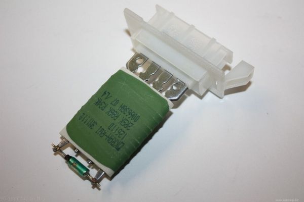 AUTOMEGA 150084310 Resistor, interior blower