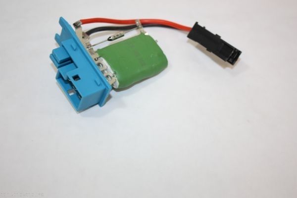 AUTOMEGA 150105910 Resistor, interior blower
