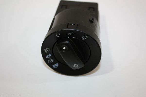 AUTOMEGA 150110210 Switch, headlight