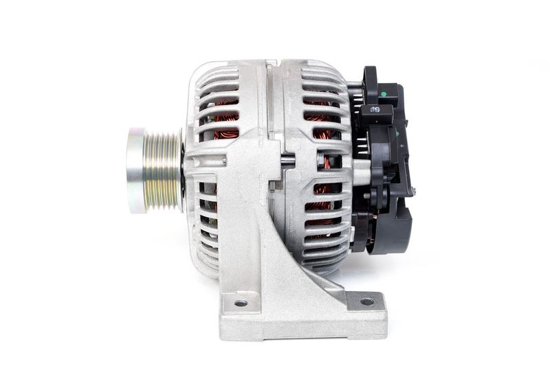 BOSCH 0 124 515 019 Alternator