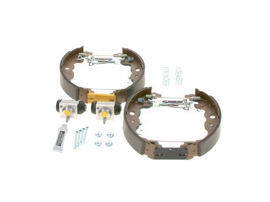 BOSCH 0 204 114 197 Brake Shoe Set