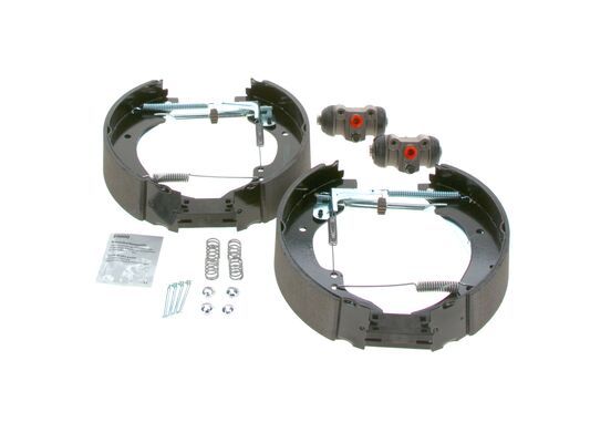 BOSCH 0 204 114 550 Brake Shoe Set