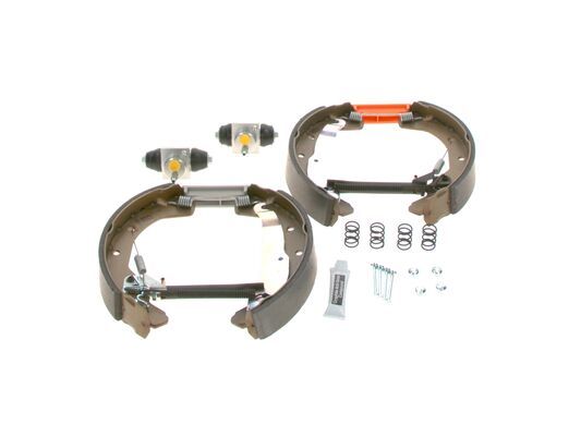 BOSCH 0 204 114 652 Brake Shoe Set