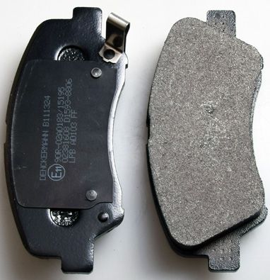 DENCKERMANN B111324 Brake Pad Set, disc brake
