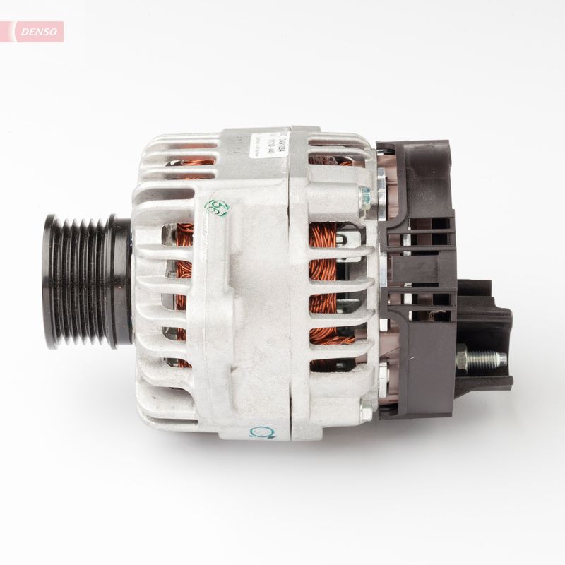 DENSO DAN1084 Alternator