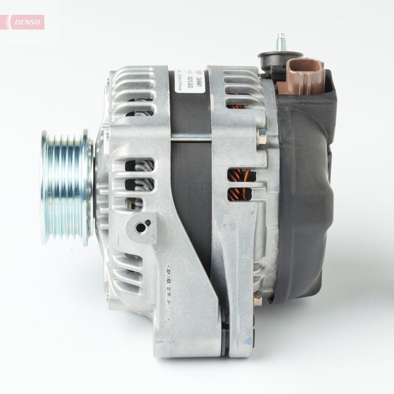 DENSO DAN941 Alternator