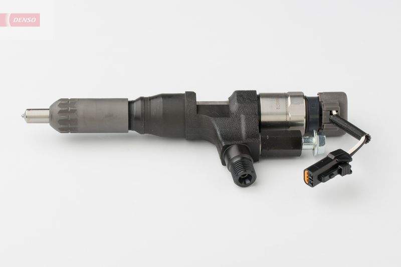 DENSO DCRI101170 Injector Nozzle