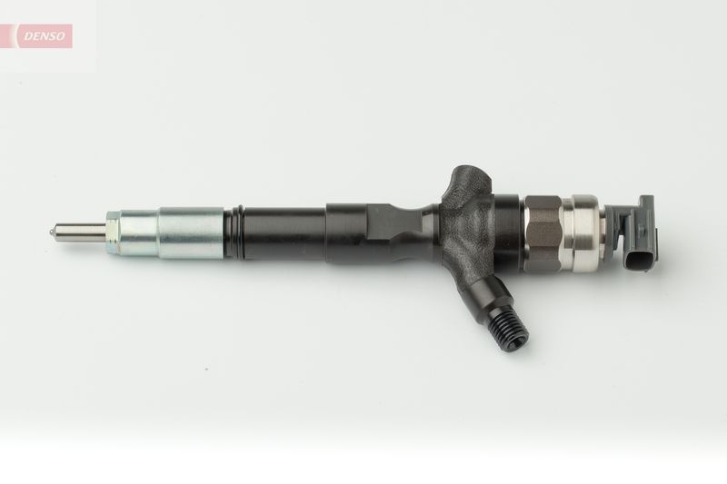 DENSO DCRI105880 Injector Nozzle