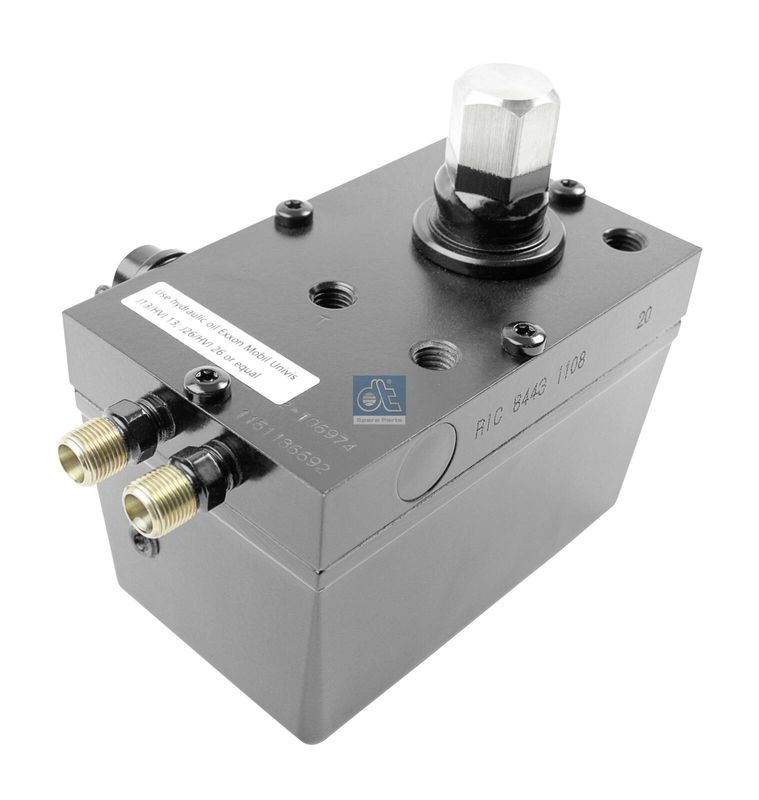 DT Spare Parts 6.76005 Tilt Pump, driver cab