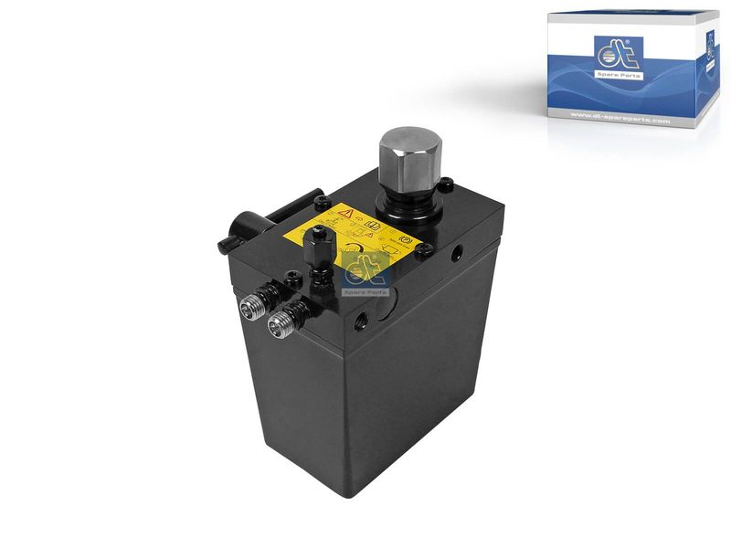DT Spare Parts 7.77029 Tilt Pump, driver cab