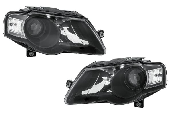 HELLA 1EL 247 014-831 Headlight Set