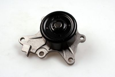 Water Pump, engine cooling HEPU P7670
