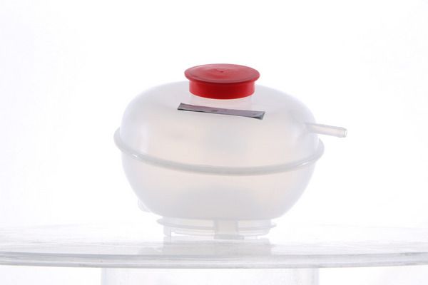 MAHLE CRT 136 000S Expansion Tank, coolant