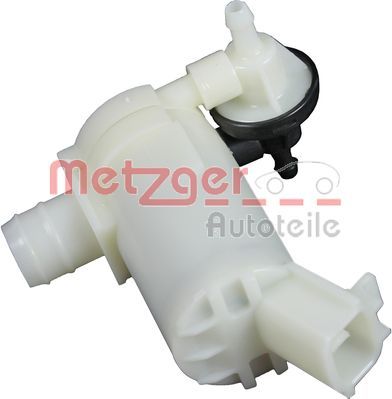 Washer Fluid Pump, window cleaning METZGER AUTOTEILE 2220062