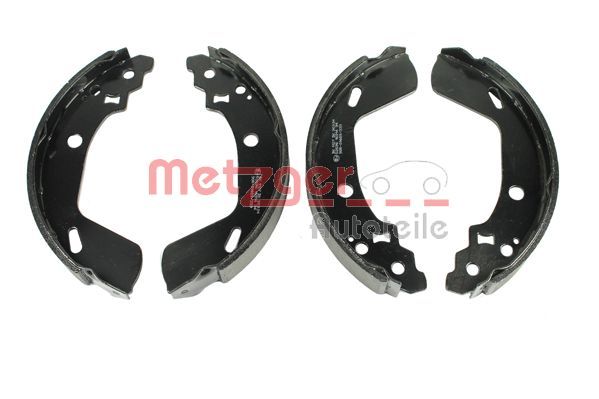 METZGER AUTOTEILE MG 135 Brake Shoe Set