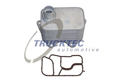 Oil Cooler, engine oil TRUCKTEC AUTOMOTIVE 07.18.030