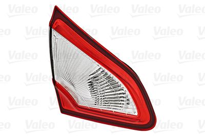Tail Light Assembly VALEO 044177