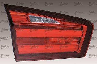 Tail Light Assembly VALEO 044382