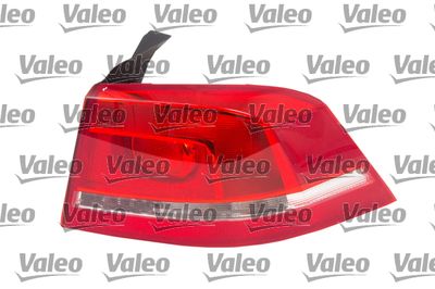 Tail Light Assembly VALEO 044514