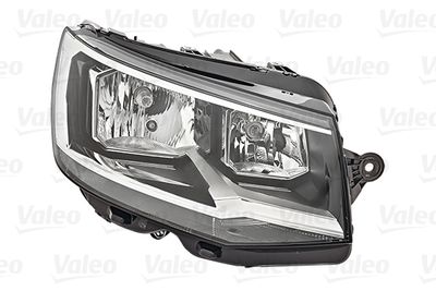 Headlight VALEO 046713
