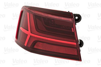 Tail Light Assembly VALEO 047010