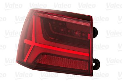 Tail Light Assembly VALEO 047022