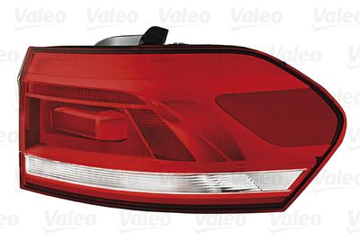 Tail Light Assembly VALEO 047046