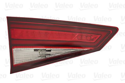 Tail Light Assembly VALEO 047107