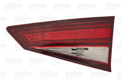 Tail Light Assembly VALEO 047108