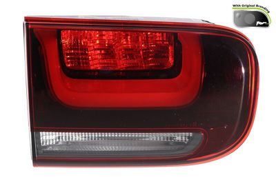 Tail Light Assembly VALEO 047212