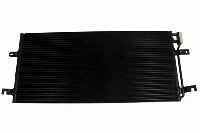 Condenser, air conditioning VEMO V15-62-1008